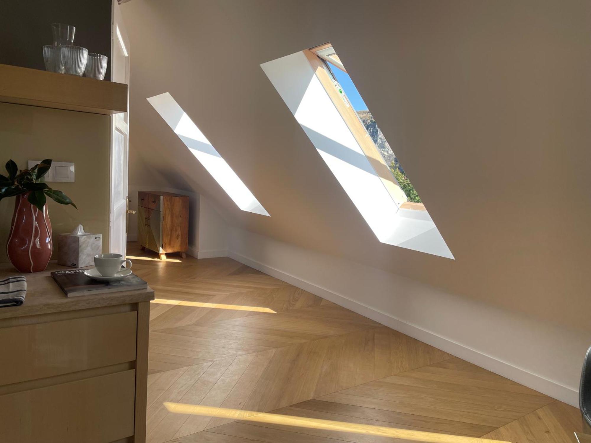 Frida Apartman, Exkluziv Varpanoramaval, A Belvaros Sziveben, Ingyenes Parkolassal Veszprém Exterior foto